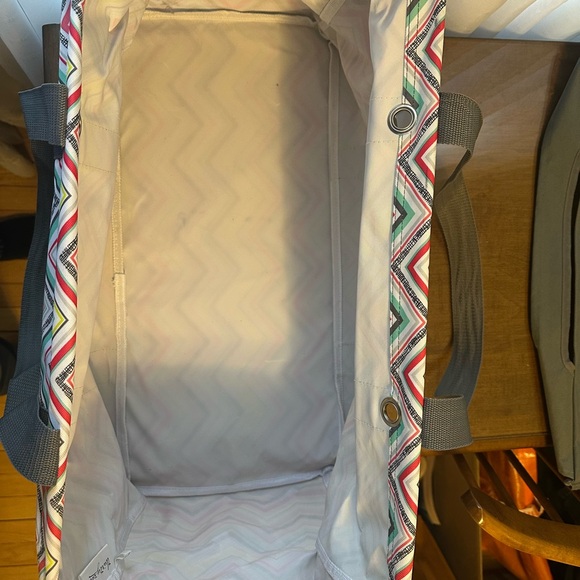 Brand new, never used. Thirty-one large bag with lid. - Picture 3 of 7